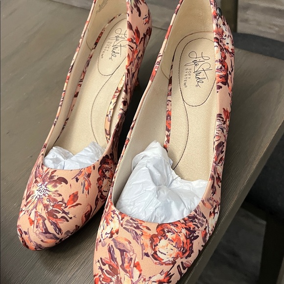 new! Lifestride Blush Multi Parigi Heels. WIDE WIDTH - Picture 8 of 13